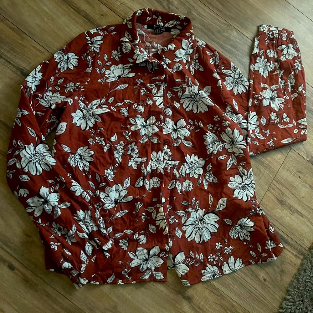Floral Blouse 🤎